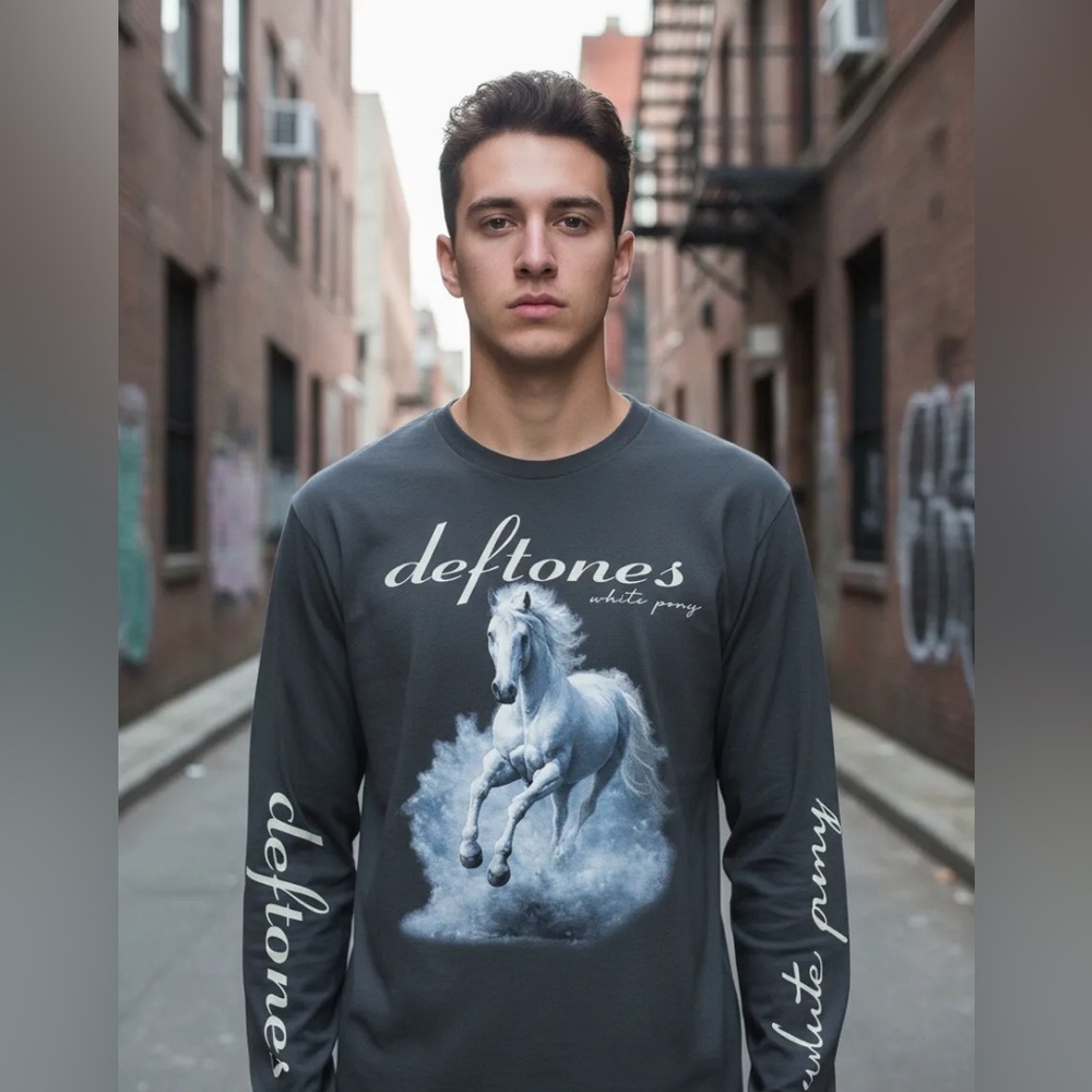 Deftones. White Pony. Charcoal. Gildan. Sweatshirt Long Sleeve!!!